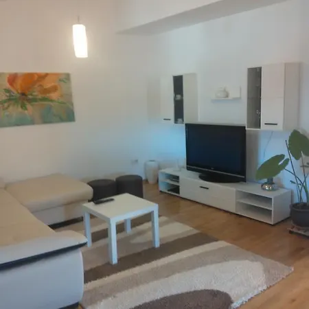 شقة Tim زادار